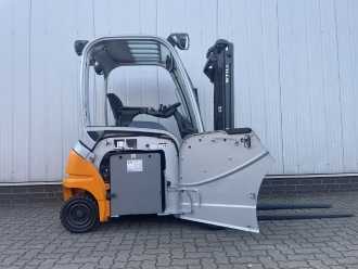 Wózki widłowe używane STILL RX20-16P | Batterie 88% ELEKTRO VIERRADFRONTSTAPLER (13061947)